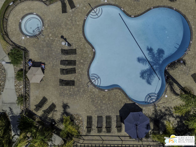Relaxing Pool and Spa