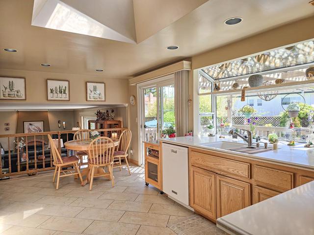 6128 Corte De La Reina, San Jose CA: https://media.crmls.org/mediaz/f97de19a-7414-406a-8a8e-dd6bf96b0af8.jpg
