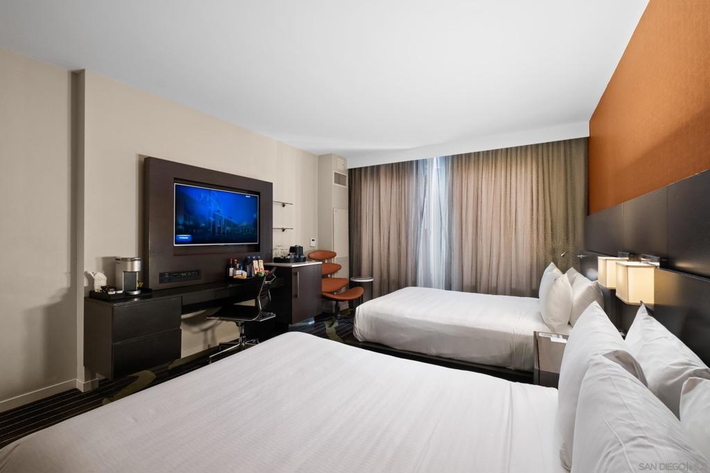 MLS #250033330SD image #9