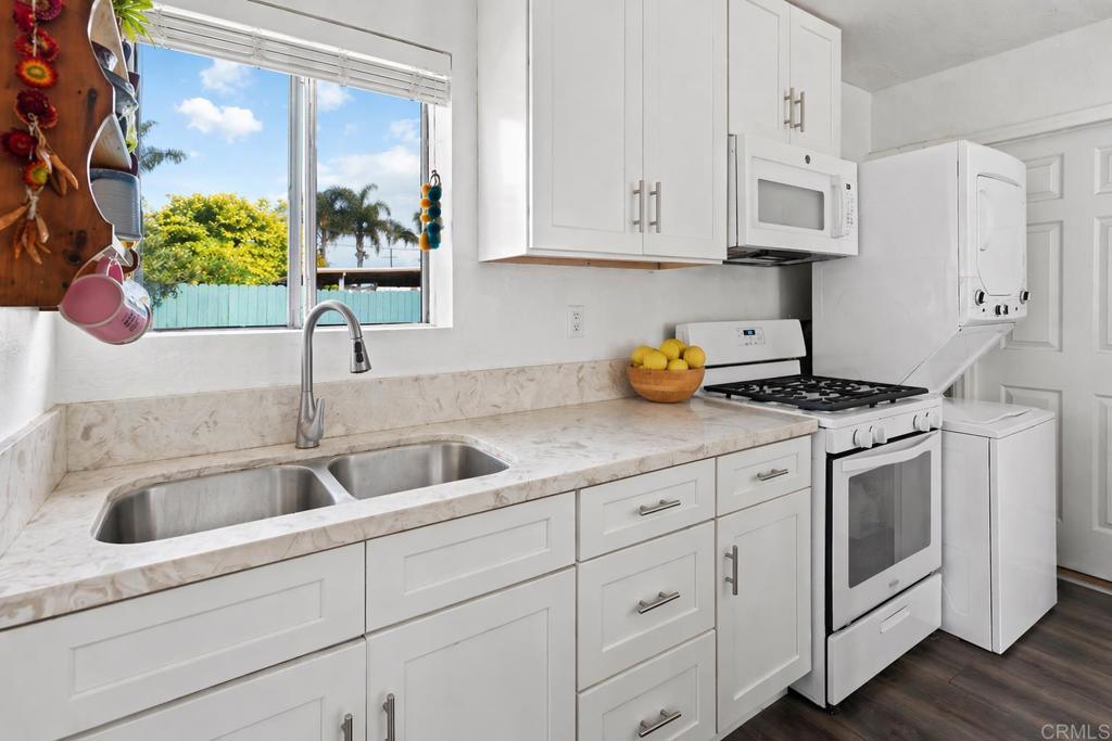 1312 Missouri Avenue - photo 5