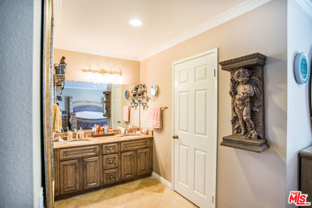500 Topside Place, Diamond Bar CA: https://media.crmls.org/mediaz/f97ea4a3-ec84-4dd7-9119-3168830799c6.jpg
