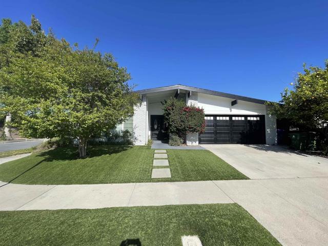 Detail Gallery Image 49 of 56 For 6860 Whitaker Ave, Lake Balboa,  CA 91406 - 3 Beds | 2 Baths