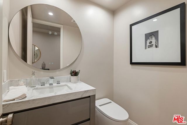 11500 San Vicente Boulevard, Los Angeles CA: https://media.crmls.org/mediaz/f97fda05-b62e-47d9-80ac-de3b0d4658f7.jpg