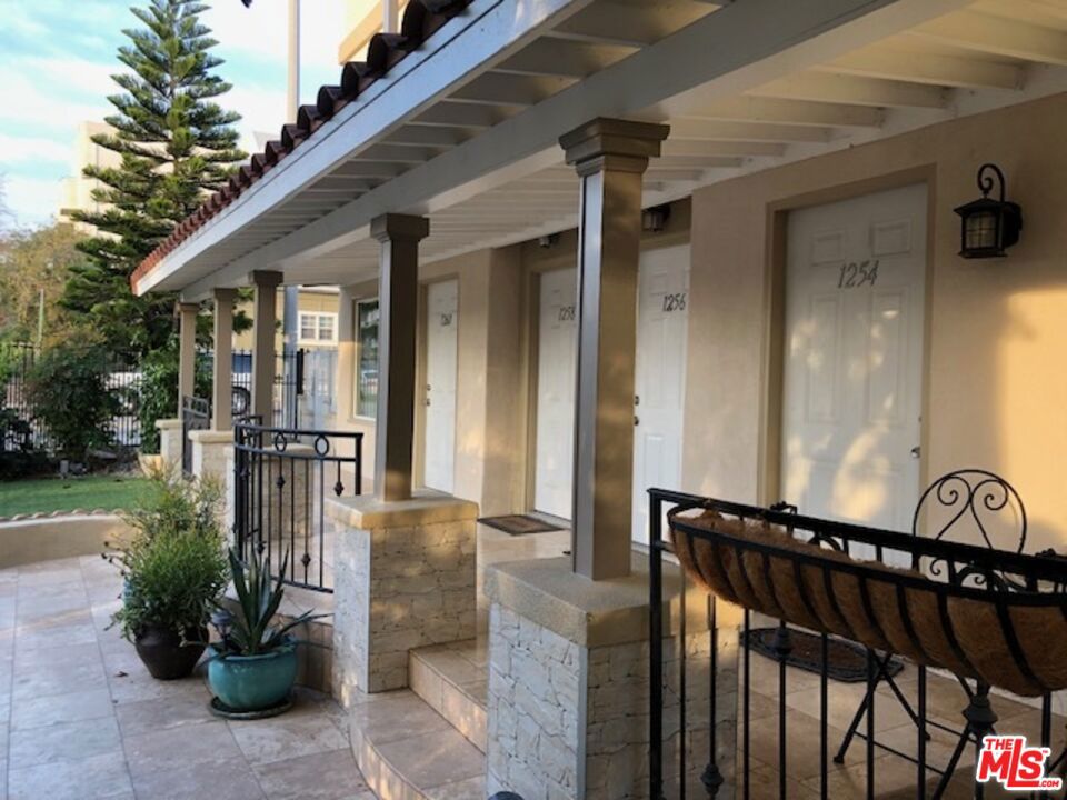 1254 N Detroit Street #1258