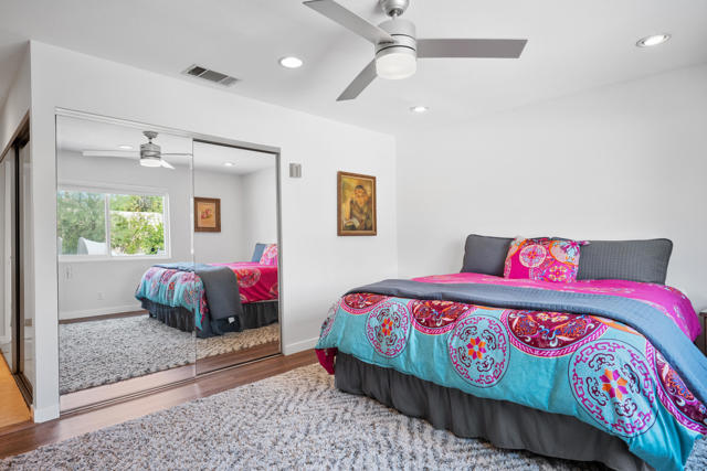2450 Tamarisk Road, Palm Springs CA: https://media.crmls.org/mediaz/f9815313-91da-46d2-b907-3166e3143ee7.jpg