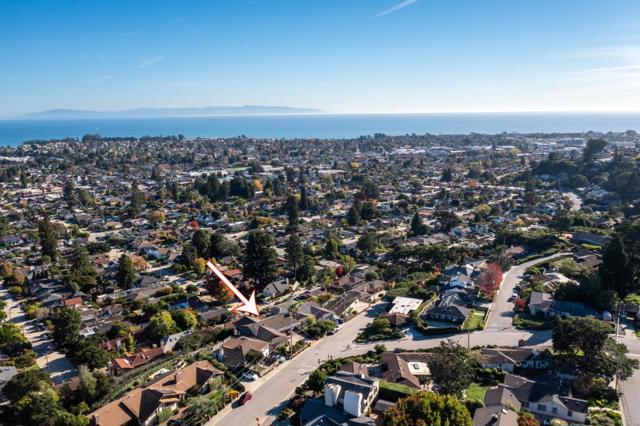 902 Laurent Street, Santa Cruz CA: https://media.crmls.org/mediaz/f982bc38-b205-4e12-a4e6-35941fbadf11.jpg