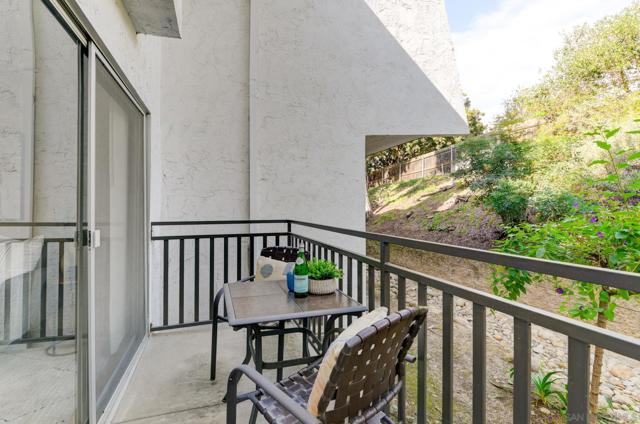 Image 6 of 26 For 7508 Parkway Dr 102