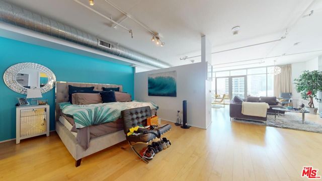 1100 Hope Street, Los Angeles, California 90015, 1 Bedroom Bedrooms, ,1 BathroomBathrooms,Condominium,For Sale,Hope,24425757