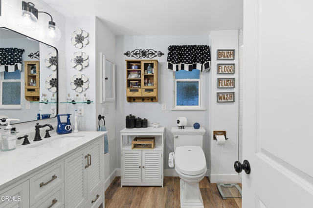 2174 WILCOX Street, Camarillo CA: https://media.crmls.org/mediaz/f9842058-cf8d-482b-9c4a-df5420609c34.jpg