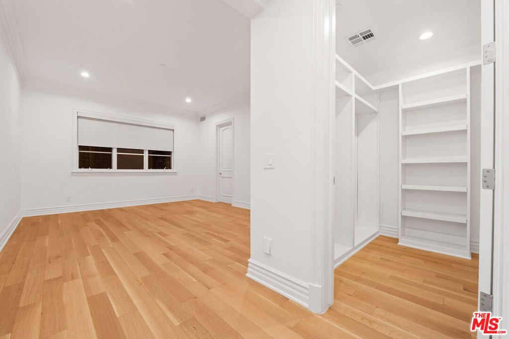 MLS #26862851 image #33