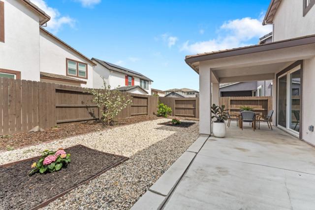 8243 Blue Coral Avenue, Elk Grove CA: https://media.crmls.org/mediaz/f984b22e-5e3f-48ae-94a0-aa0a3b92f74d.jpg