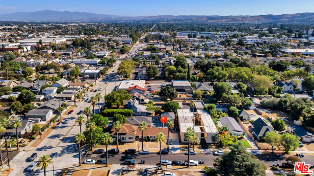 586 San Francisco Avenue, Pomona CA: https://media.crmls.org/mediaz/f9851e70-759c-4885-9b5e-84805ca7f7d0.jpg