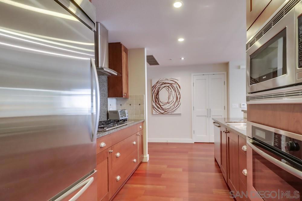 MLS #250032031SD image #17