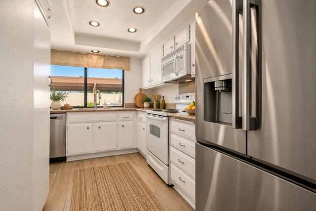 2338 Los Patos Drive, Palm Springs, CA 92264