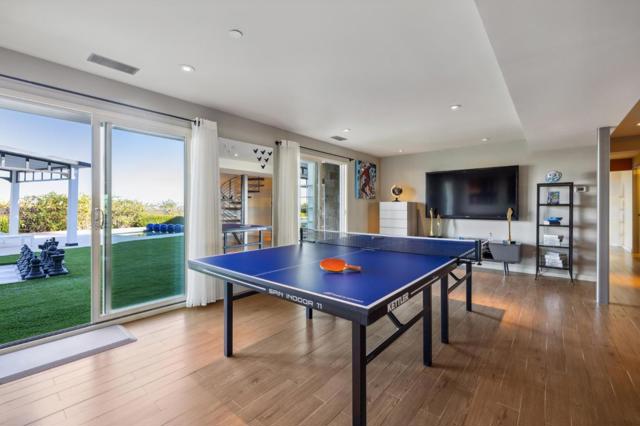 25 Oakhill Drive, Woodside CA: https://media.crmls.org/mediaz/f98616fa-f138-4cf1-bd61-62deac71eb8b.jpg
