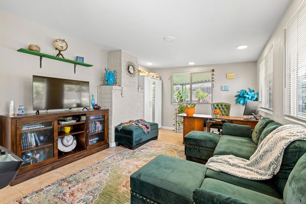 2148 Medford Ave - photo 13