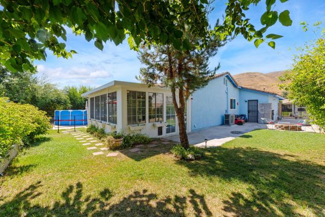 1548 Teton St Street, San Bernardino CA: https://media.crmls.org/mediaz/f9876c66-8434-4743-befa-a1e22b248652.jpg