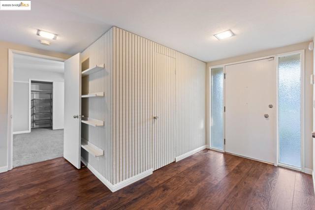 5235 Adelaide WAY, Carmichael CA: https://media.crmls.org/mediaz/f9888b4f-51fa-462d-b153-4eb4e777e187.jpg