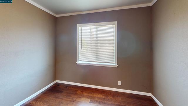 2029 Sutter Ave, San Pablo CA: https://media.crmls.org/mediaz/f988bd41-9eb7-4ee8-b7c9-26bcef80e840.jpg