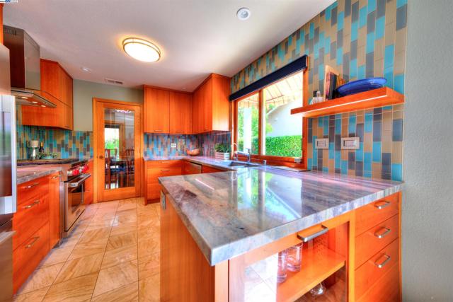 6291 Calle Fuego, Pleasanton CA: https://media.crmls.org/mediaz/f988eb2f-4817-44eb-8042-5fb898aee289.jpg