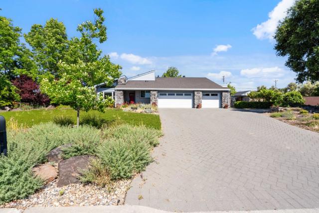 141 Holliday Drive, Hollister CA: https://media.crmls.org/mediaz/f989a47f-a739-4e15-bd73-0c59c7f72539.jpg