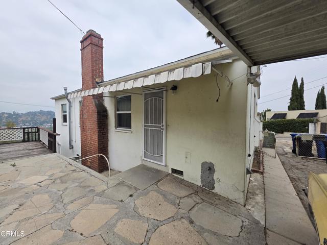 1838 Kilbourn Street, Los Angeles CA: https://media.crmls.org/mediaz/f989ed67-11a1-4053-8cb8-8abc707a6ceb.jpg