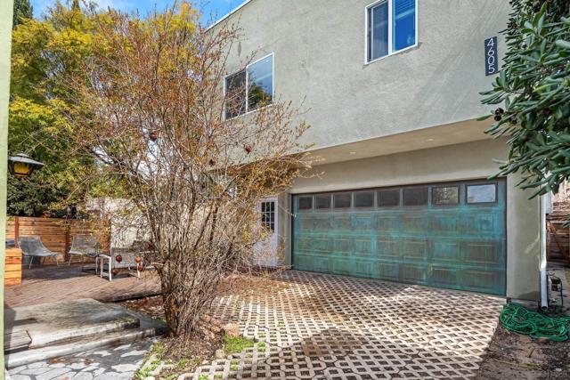 4605 4607 Terrace Dr, San Diego CA: https://media.crmls.org/mediaz/f98b6376-efcc-4dda-a517-70b7ecf45015.jpg