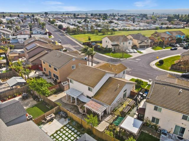 354 Vasconcellos Avenue, Manteca CA: https://media.crmls.org/mediaz/f98c11d4-1aa4-40e7-8137-ffe287ea0eac.jpg