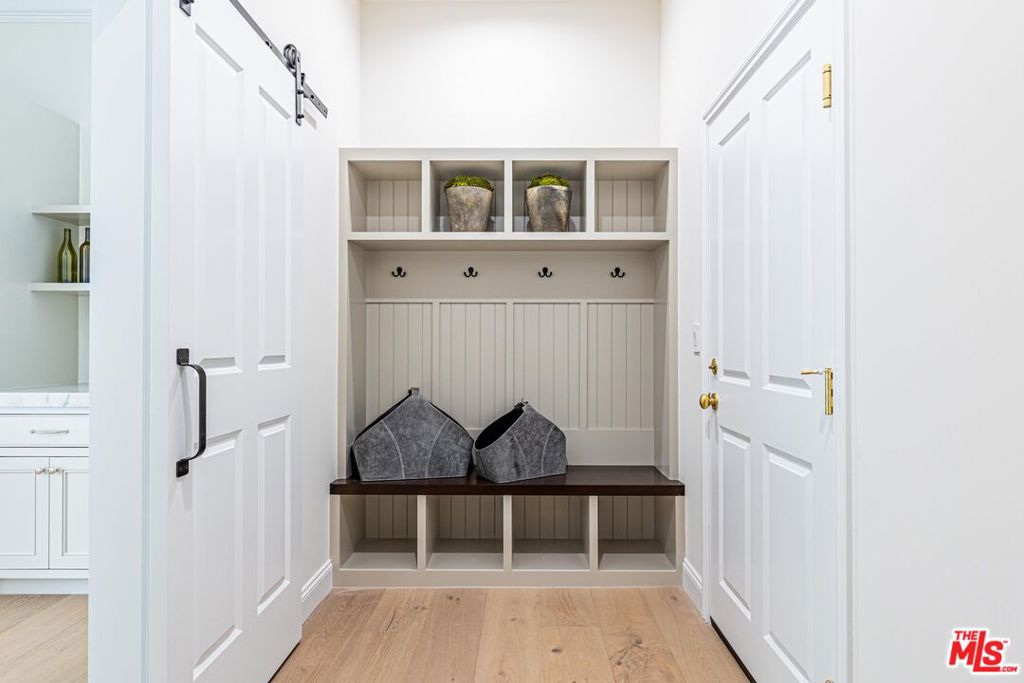 MLS #25528909 img 31