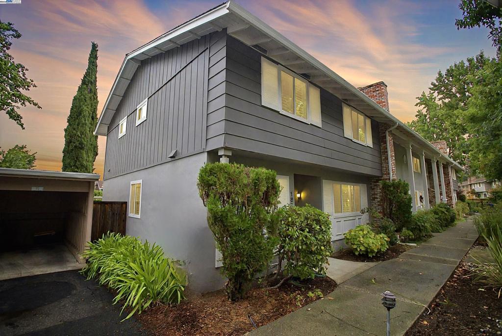 187 Miramonte Dr