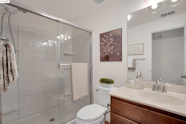 2284 Morrow St, Hayward CA: https://media.crmls.org/mediaz/f98f619c-f335-4f54-ad55-cd7b5e282eaa.jpg