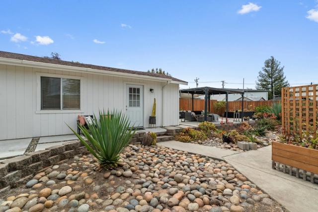 3080 Eleanor Way, Santa Cruz CA: https://media.crmls.org/mediaz/f98f857a-10fd-4374-9e34-dc73bf1d2e5c.jpg