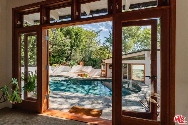 2145 Sunset Crest Drive, Los Angeles CA: https://media.crmls.org/mediaz/f98faf03-595a-4e48-a528-9c4c86513b2a.jpg