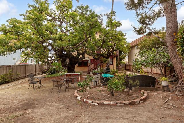 4438 44 Campus, San Diego CA: https://media.crmls.org/mediaz/f99059c7-8d28-41ae-bd2d-efa3bbde3721.jpg