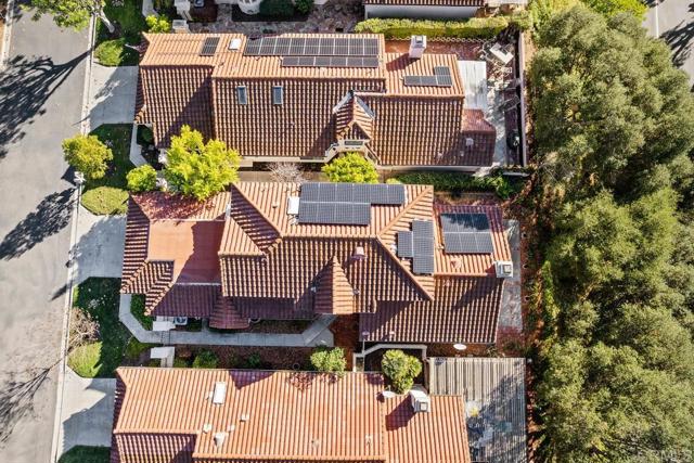 Detail Gallery Image 39 of 49 For 2533 Holly Valley Dr, Vista,  CA 92084 - 3 Beds | 2 Baths