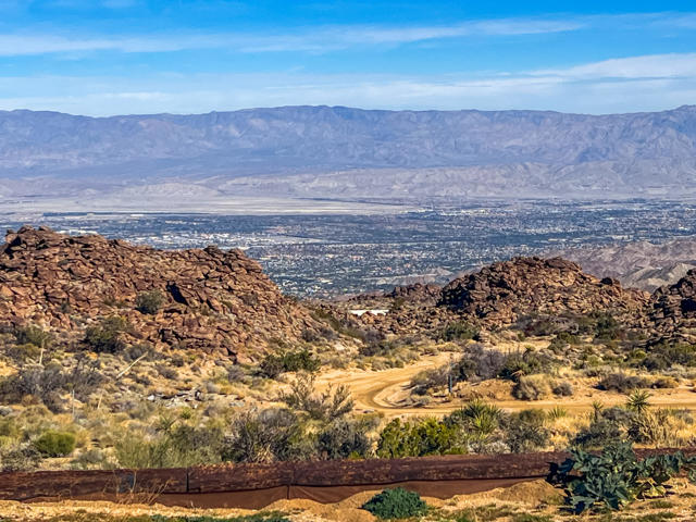 Image 74 of 108 For 56375 Bighorn Drive