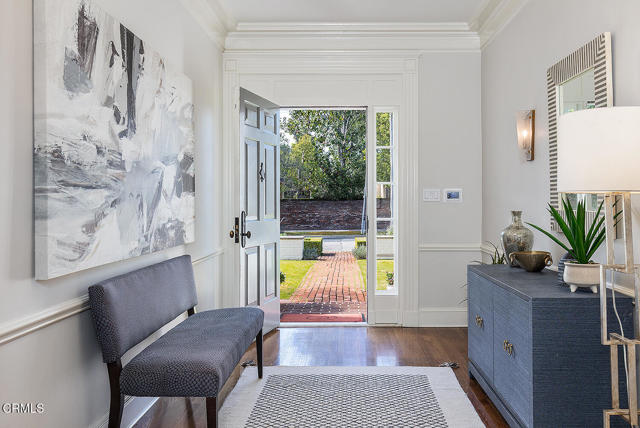 Detail Gallery Image 5 of 72 For 1230 Hillside Rd, Pasadena,  CA 91105 - 8 Beds | 6/3 Baths