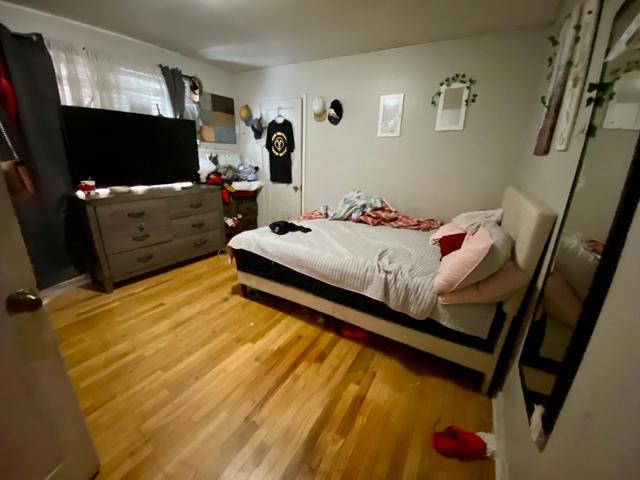 1507 E 15th Street, Oakland CA: https://media.crmls.org/mediaz/f9918bb3-8d50-4cbc-ba5f-18616fee72e3.jpg