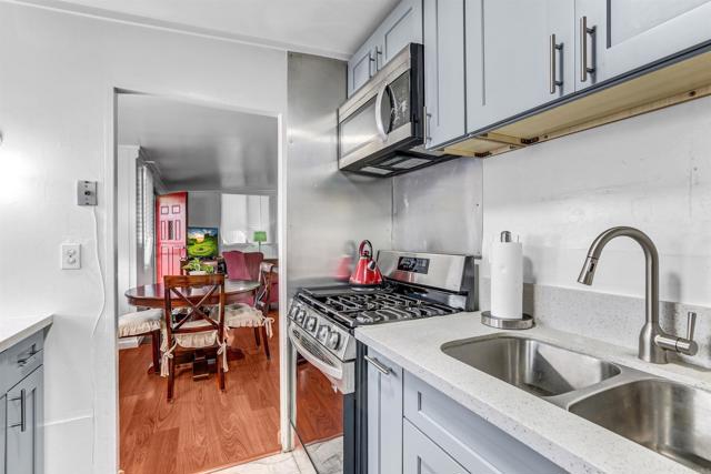 Detail Gallery Image 15 of 27 For 737 41 44th St, San Diego,  CA 92102 - 4 Beds | 2 Baths