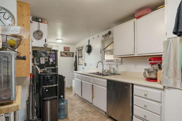1151 Grant Line Street Street, Santa Paula CA: https://media.crmls.org/mediaz/f991dfc8-eb56-43d1-a0ec-d9568fcf9f33.jpg