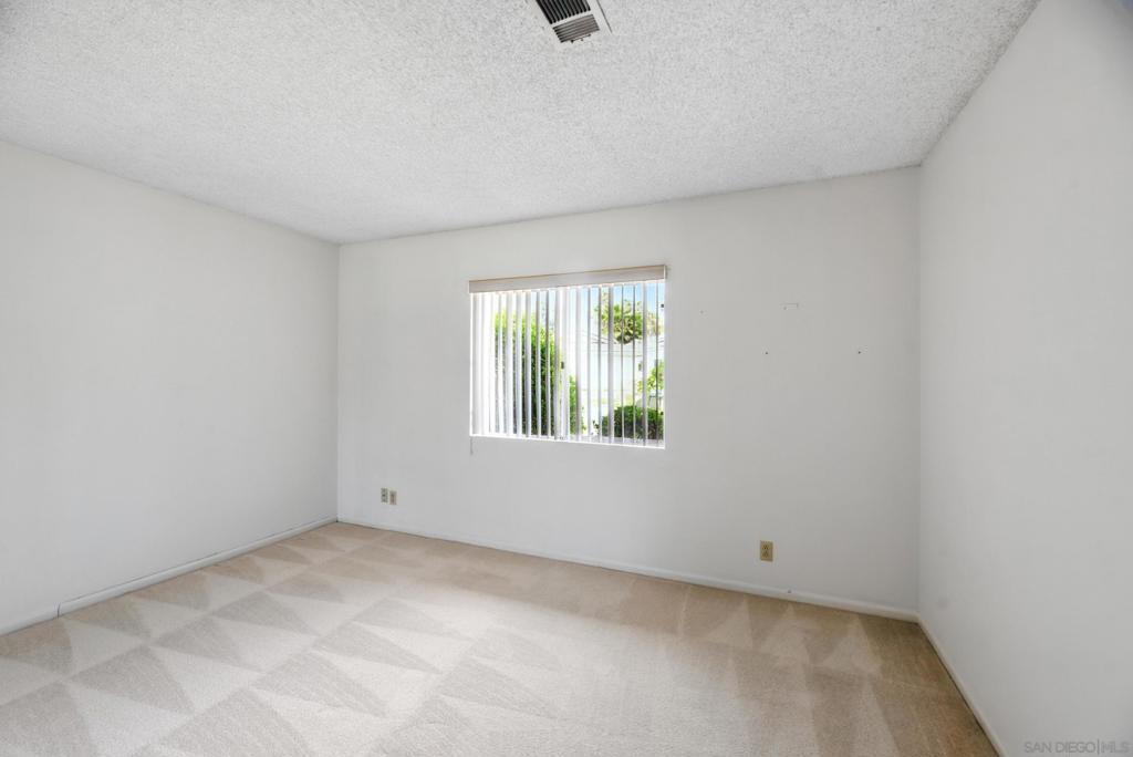 MLS #250036738SD image #23