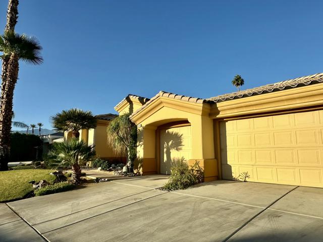 Image 34 of 39 For 44127 Yucca Drive