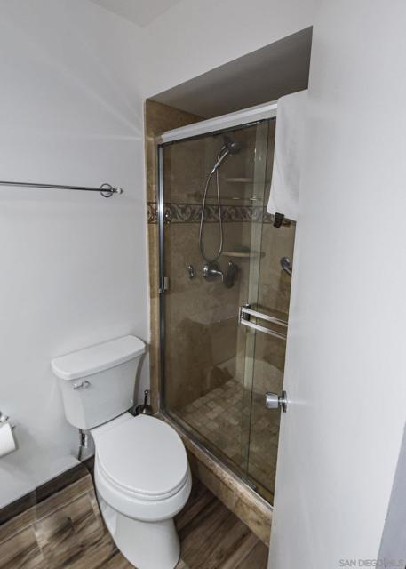 1770 Avenida Del Mundo, Coronado CA: https://media.crmls.org/mediaz/f9928dce-1d14-4950-8cfb-33c7287b2fe1.jpg