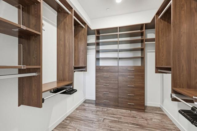 Image 19 of 32 For 1985 Mahuron