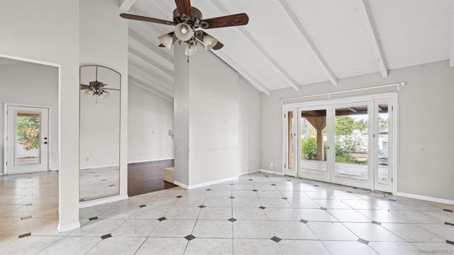 5315 Old Dairy Ct, Bonita CA: https://media.crmls.org/mediaz/f9942ef9-e931-4ffd-ad4a-1a7787ea9ddb.jpg