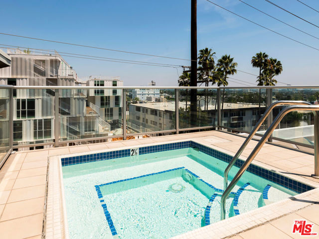 1155 La Cienega Boulevard, West Hollywood, California 90069, 3 Bedrooms Bedrooms, ,3 BathroomsBathrooms,Condominium,For Sale,La Cienega,24405309