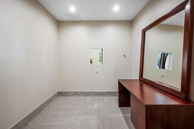 5905 Old Wheeler Road, La Verne CA: https://media.crmls.org/mediaz/f9955490-b335-4cfc-9490-0d7221e633d9.jpg