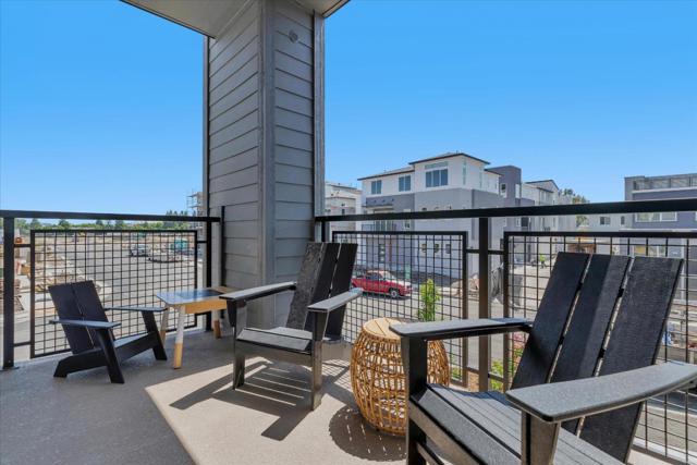 1030 Sinopia Terrace, San Ramon CA: https://media.crmls.org/mediaz/f9959a98-b309-438f-8177-1e8b3af90e53.jpg