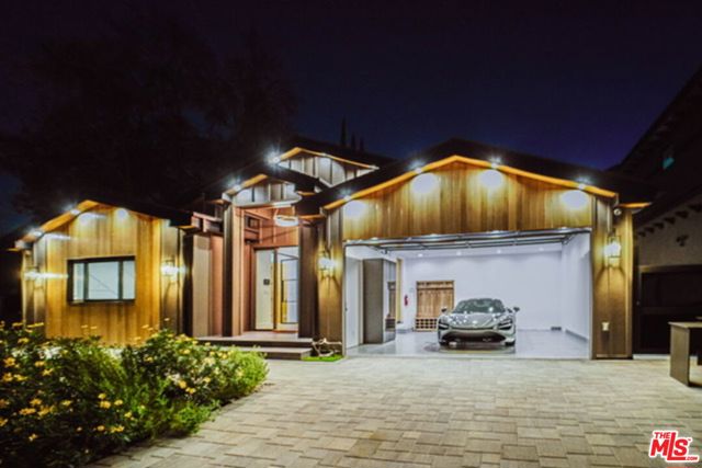 12354 Tiara Street photo 1