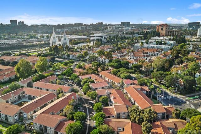 Detail Gallery Image 34 of 37 For 7565 Charmant Dr #615,  San Diego,  CA 92122 - 2 Beds | 2 Baths